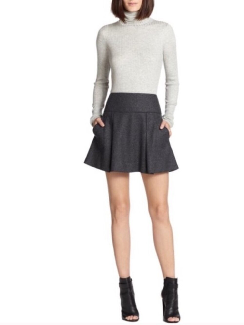 Vince Pleated Wool Mini Skirt Gray Size 2